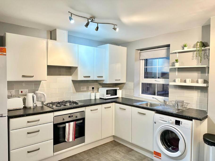 Balne Mill Grove Villa Wakefield Buitenkant foto